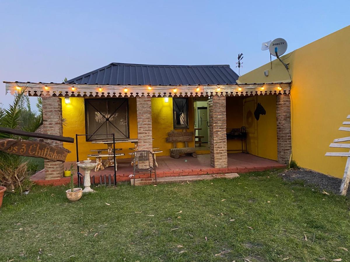 Los Tres Chiflados Chascomús Exterior foto